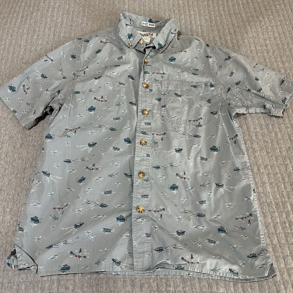 Duluth Untucked Slim Fit Men’s Gray Boat Print Fun Summer Party ButtonUp Shirt M